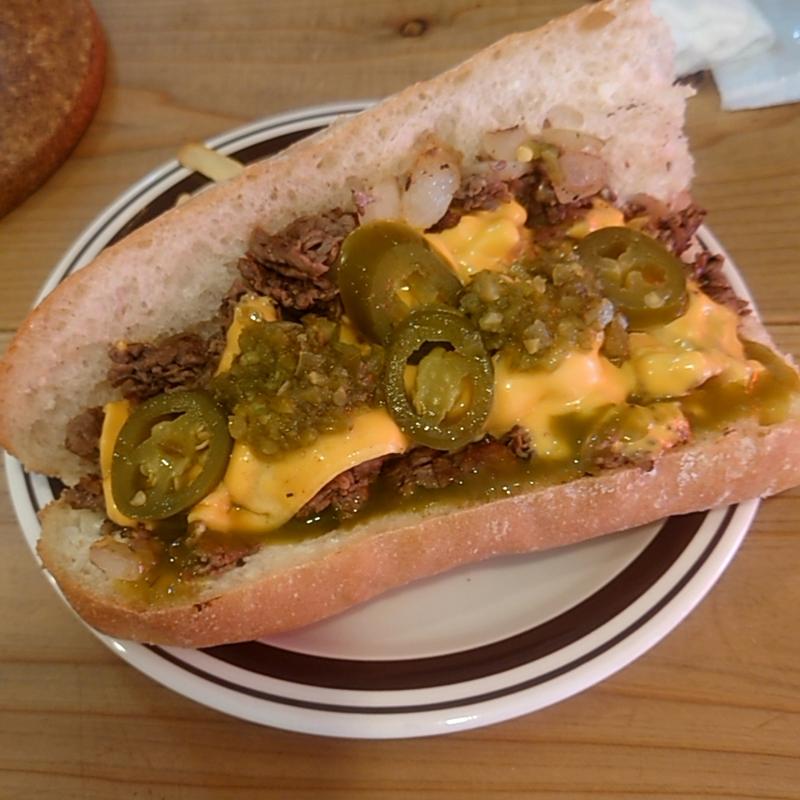 フィリーハラペーニョチーズステーキサンド(フーディカルヒーローズ)