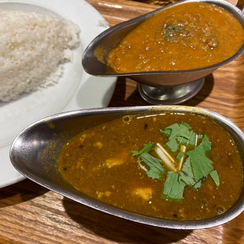 2点盛　エチオピアの豆カレーとカーマのキーマカレー(東京カレー屋名店会 有楽町イトシア店)