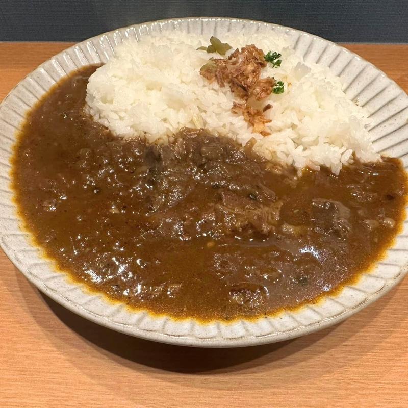 黒胡椒ビーフカレー(カレー食堂)