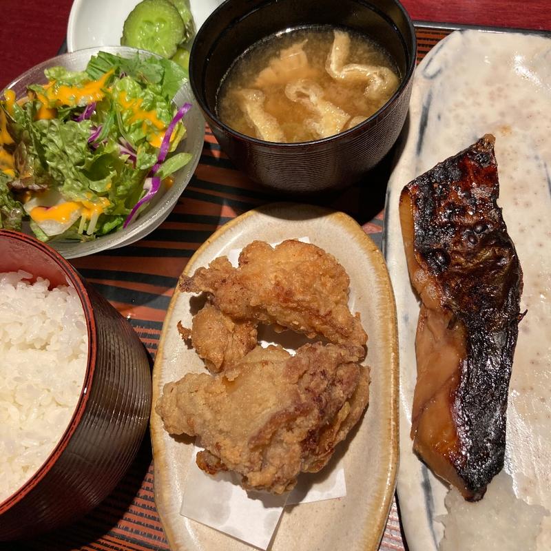 さわら柚子醤油と鶏唐定食(一の倉 八重洲店 )