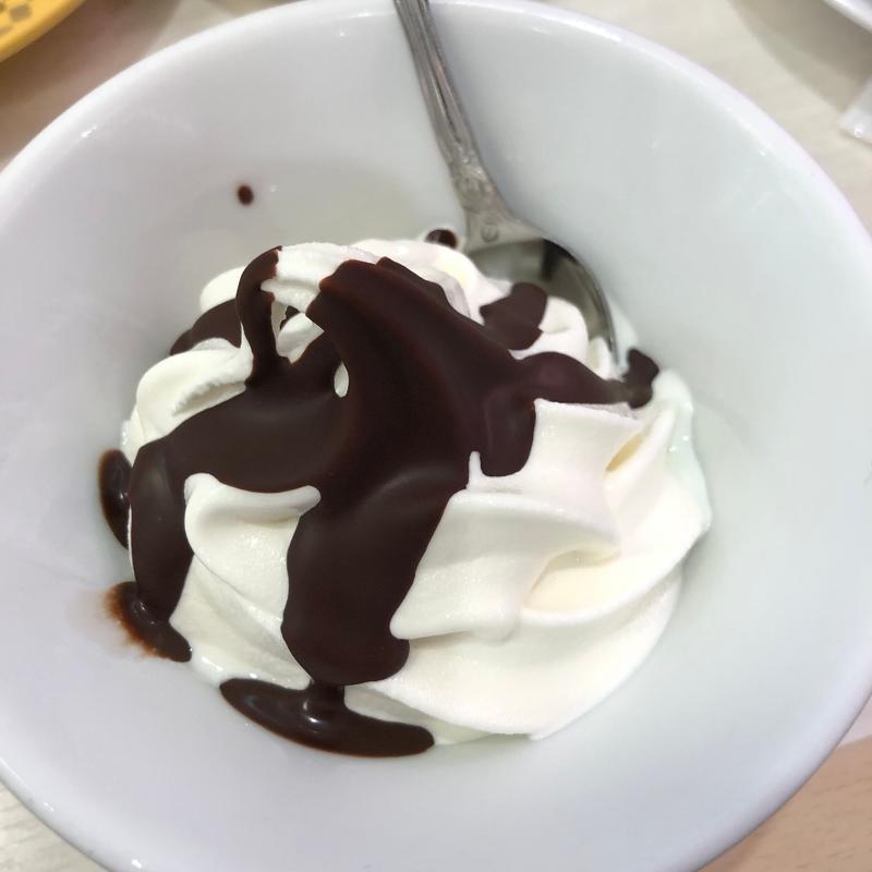 ソフトクリーム（チョコソース）(魚べい 清田店 )