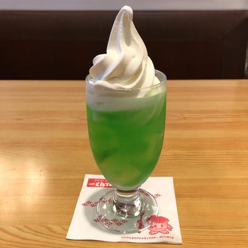 クリームソーダ(とんでん 花畑店)