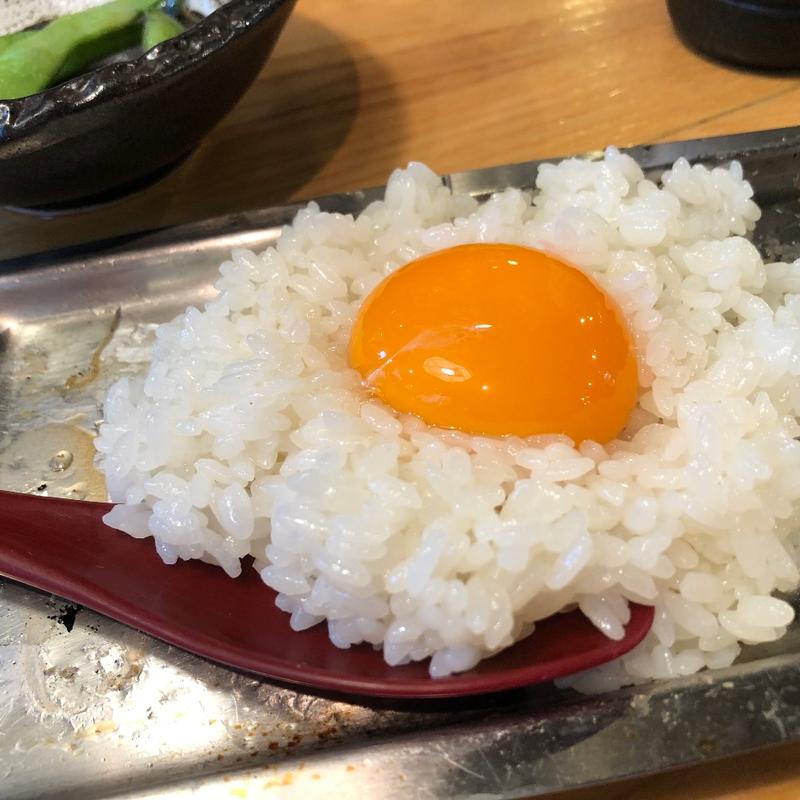 玉子かけご飯(佐賀ふもと赤鶏 酒場 髙しな 小伝馬町本店)