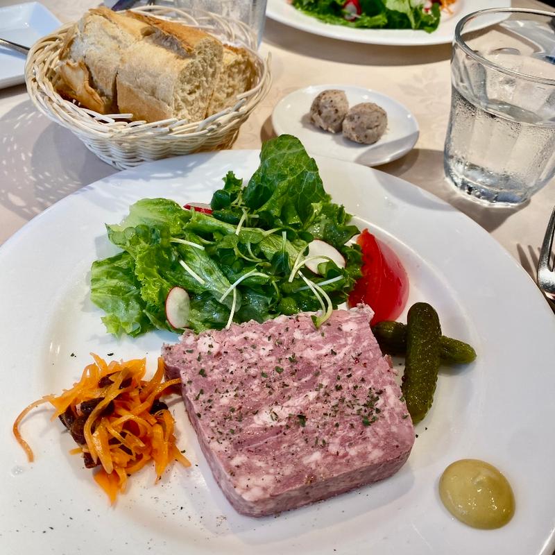 パテ(パリのワイン食堂)