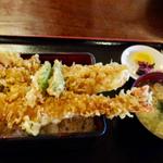 海老・穴子天重(甲州ほうとう小作 双葉バイパス店)
