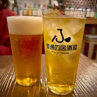 本物のうすはりで飲む 生ビール(普通の居酒屋 狛江)