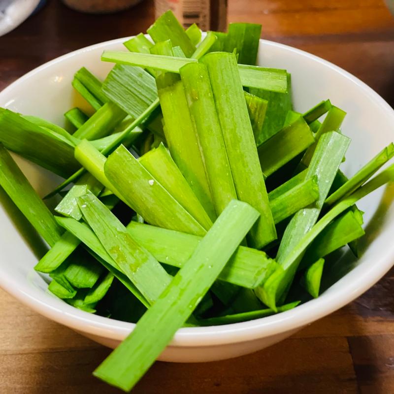 生ニラトッピング(ラーメン勝ちゃん)