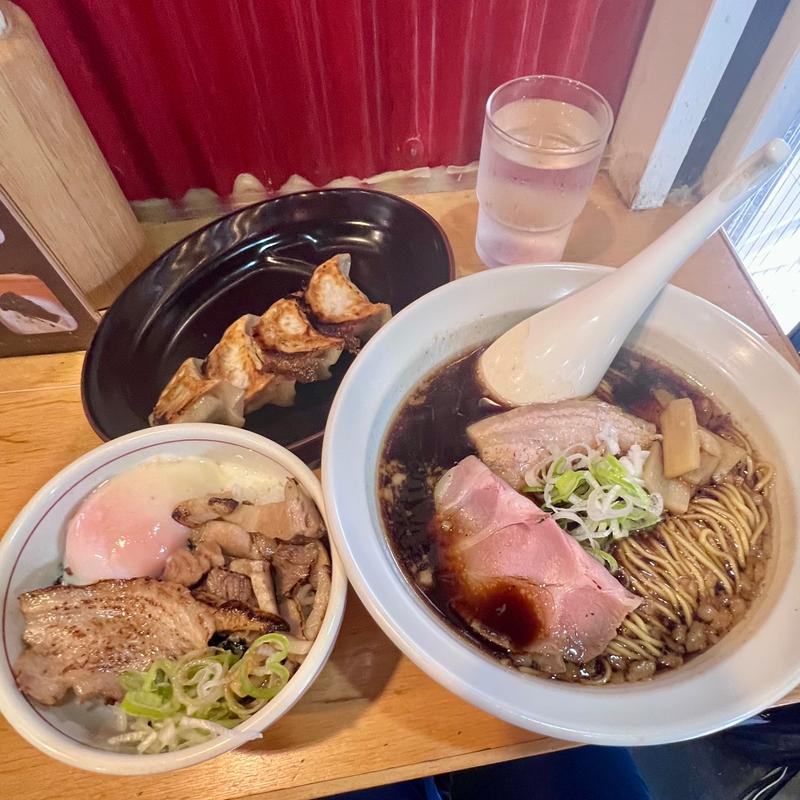 ブラックラーメン➕チャーシュー丼セット(大津家 )