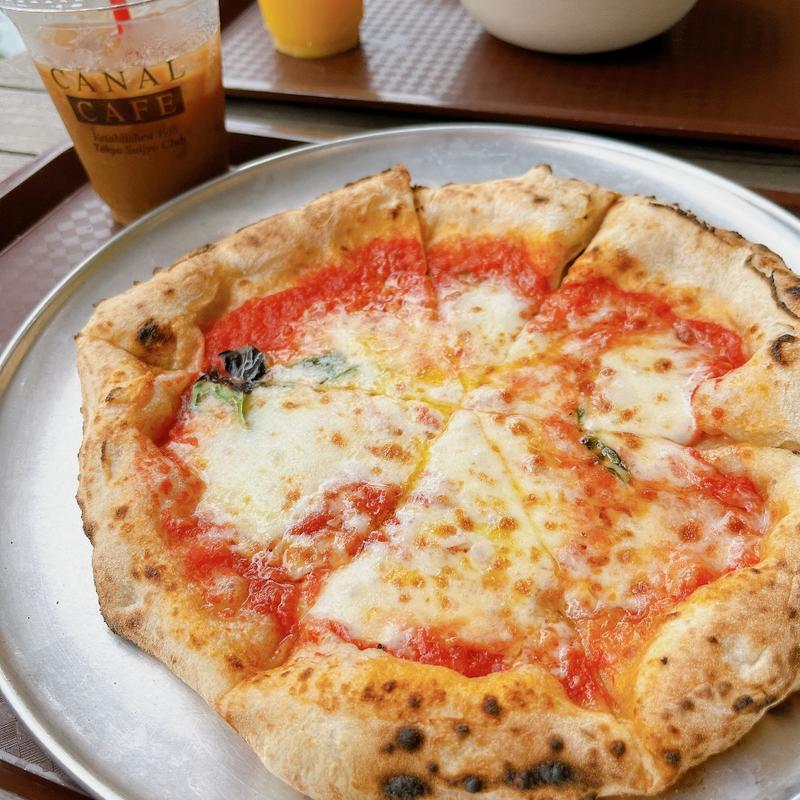 本場ナポリの窯焼きピッツァ　マルゲリータ(カナルカフェ （CANAL CAFE）)
