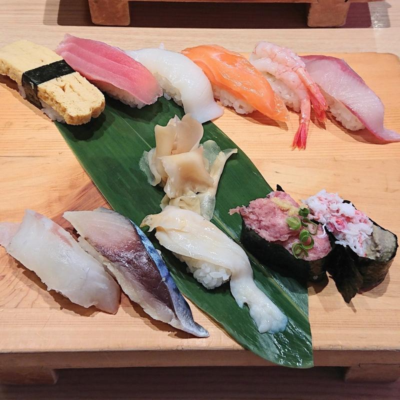 金沢板前おまかせ握りセット(味噌汁付)(もりもり寿し 東急百貨店たまプラーザ店)