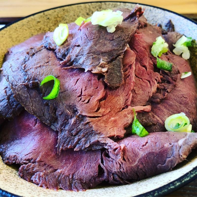 鹿ロースト丼(やまと )