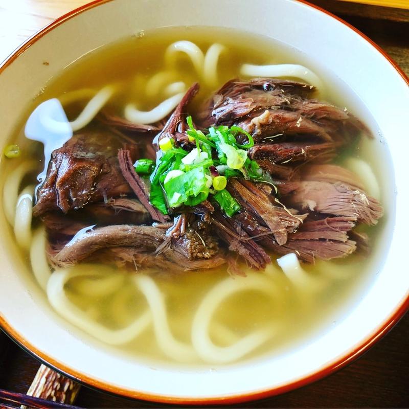 鹿だし肉うどん(早川町ジビエ処理加工施設 (株)YAMATO)