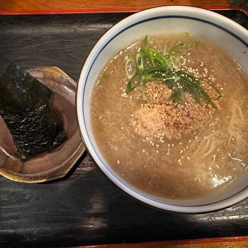 蓮根あんかけそば+おにぎり(居酒屋 大学)