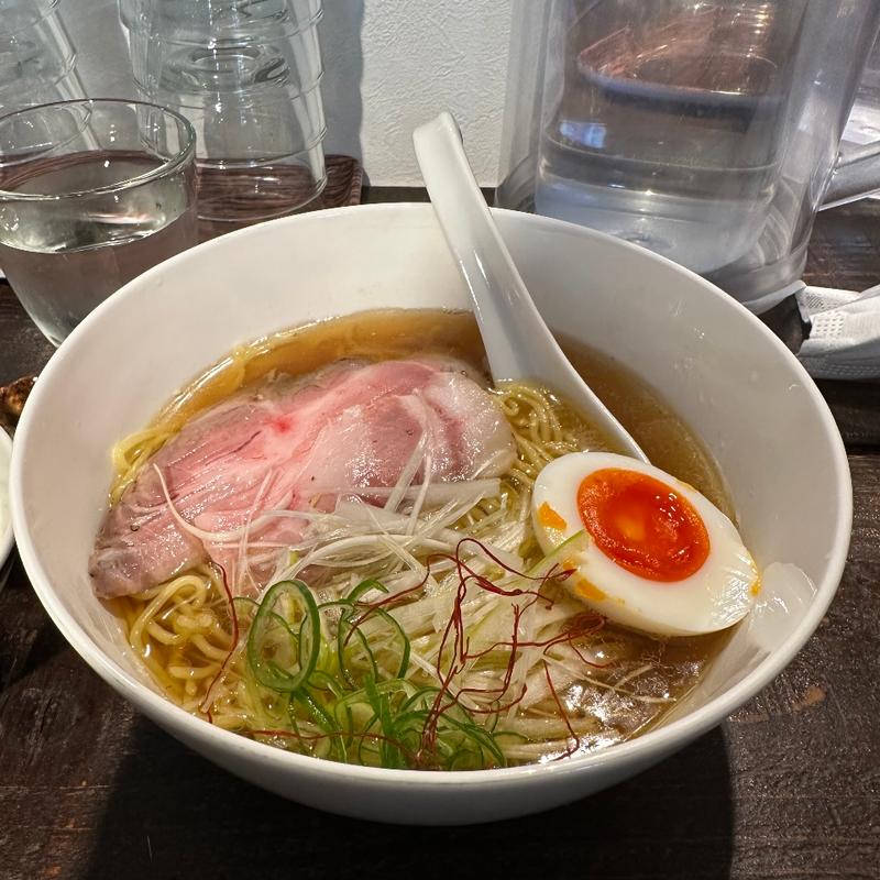 魚介だし醤油ラーメン味玉入り(らーめん 百々福)