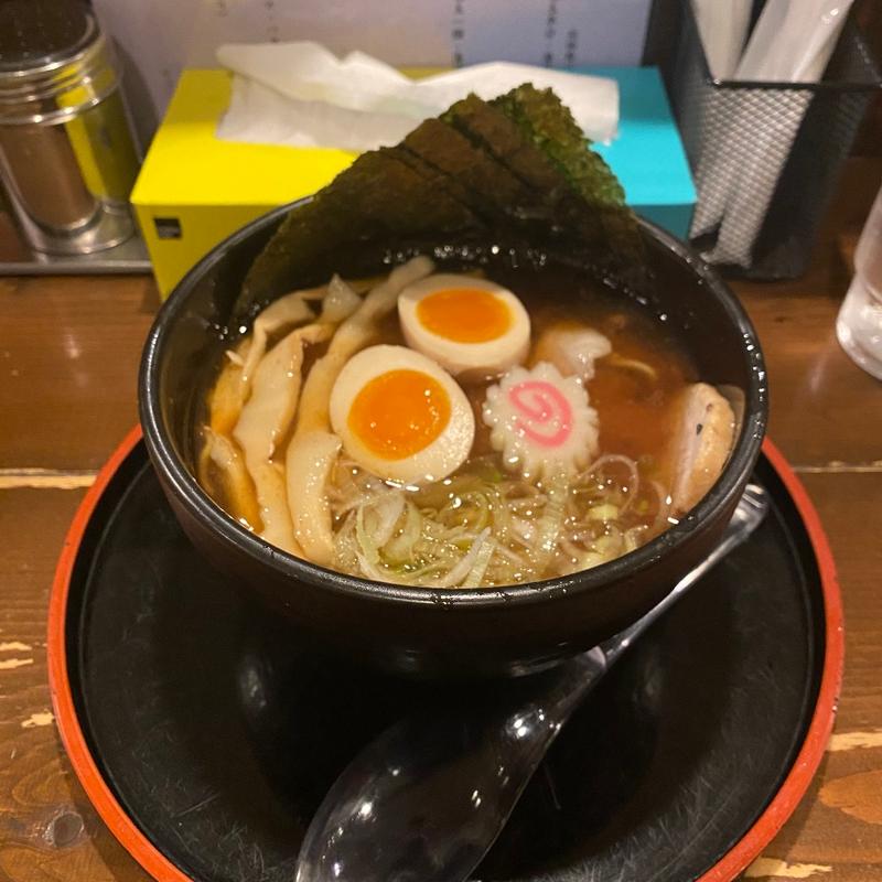 閏麺（醤油）(拉麺 閏 （ラーメン ウルウ）)
