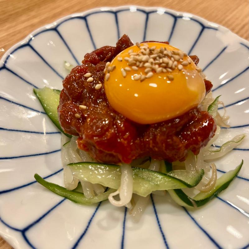 馬肉のユッケ(レインカラー )