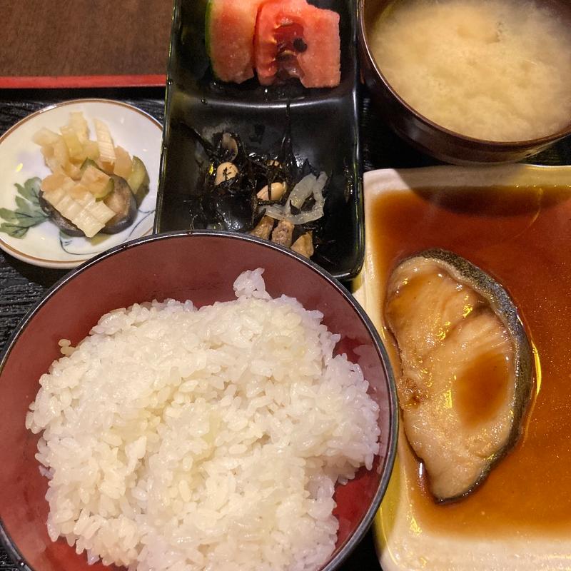 銀むつの煮付定食(海の家)