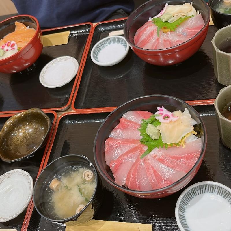 (近江町刺身市場 )