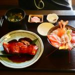 海鮮丼&金目鯛煮付け定食(和食処　下田海鮮　やまや)