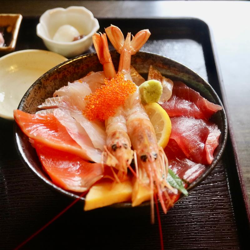 海鮮丼&金目鯛煮付け定食(和食処　下田海鮮　やまや)