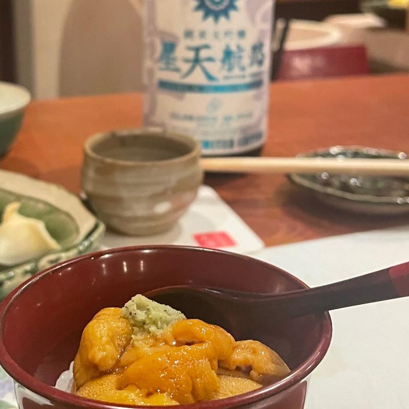 ウニどんぶり(ともえ寿司)