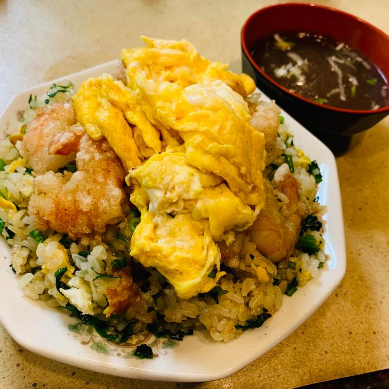 ホウレン草海老焼飯＋らんらん(中華徳大 （ちゅうかとくだい）)