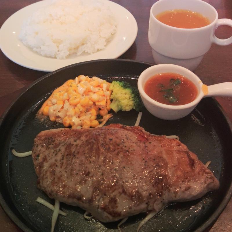 ビーフステーキ　ライス、スープバー付(ディーズハピネス イオンモール石巻店 )