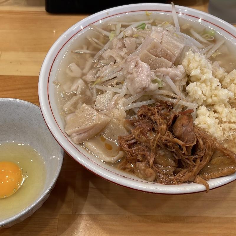 二郎 醤油 生卵(革命飯店 世界のチェ・タケダ)