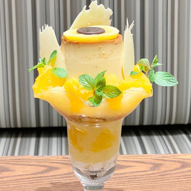 湘南ゴールドプリンパフェ(マーロウ 三軒茶屋店)