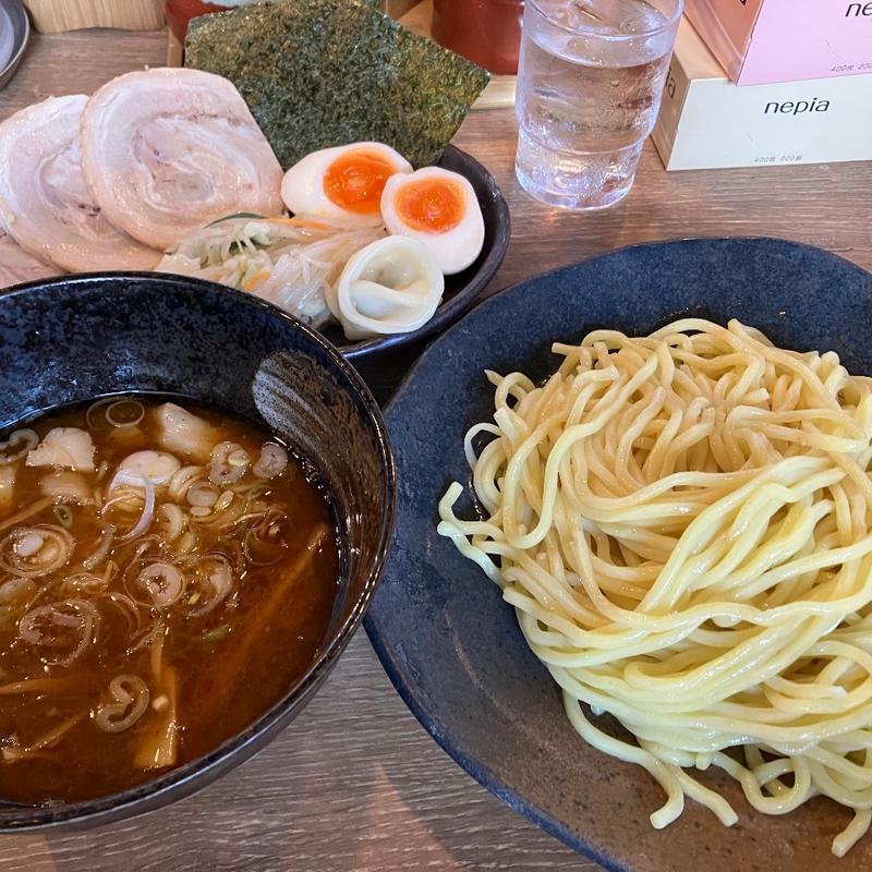 全部乗せ（味玉チャーシュー水餃子野菜焼きのり）(つけ麺屋 ごんろく 両国店  （つけめんや・ごんろく）)