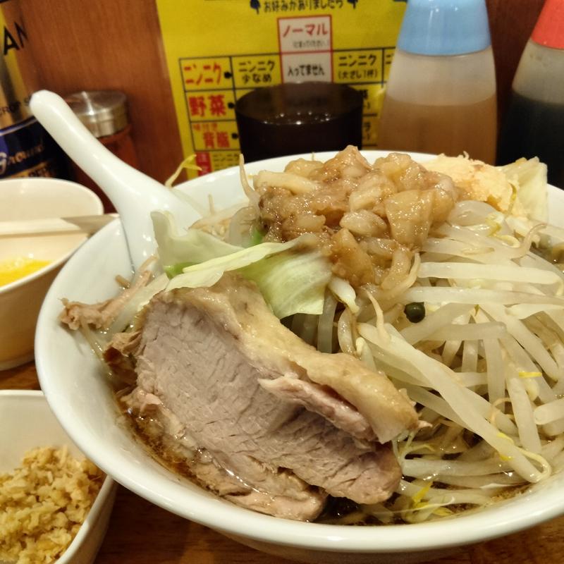 小ぶた（1枚）(自家製麺 毘舎利)