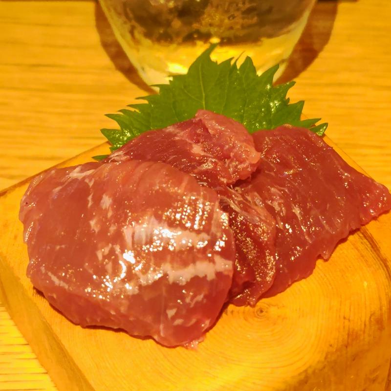 喉肉のお刺身(三崎まぐろ専門店 Tunaがる 横浜ドリームランド店)