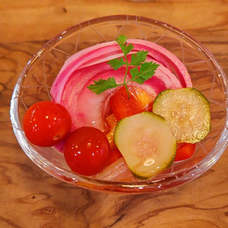 ワインビネガー香る彩りピクルスちゃん(和い和いイタリアン酒場 とんとんとんきぃ)