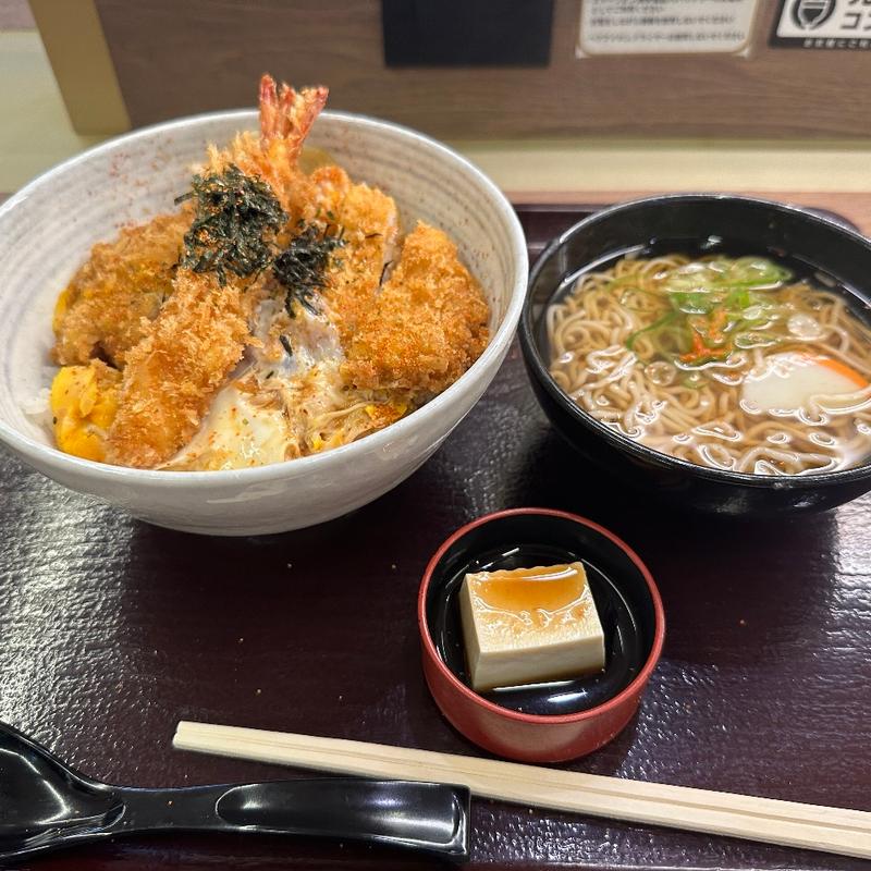 海老かつ丼＋ミニそば(えび専門店 えび吉)