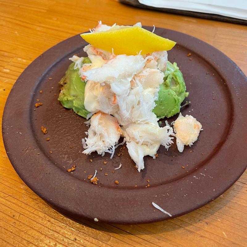 ズワイ蟹とアボカドのタルタル(ニホンバシ ブルワリー トウキョウ ステーション)