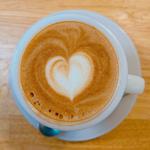 カフェラテ(Kurav's Cafe Mototanaka)