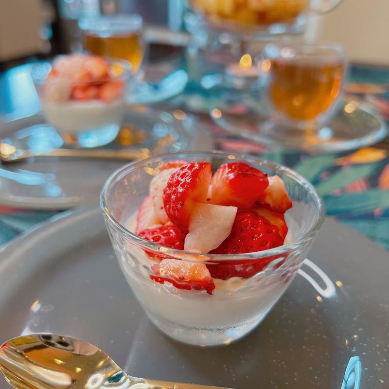 和歌山県産苺の杏仁豆腐(モダンチャイニーズＫｉｔａ)