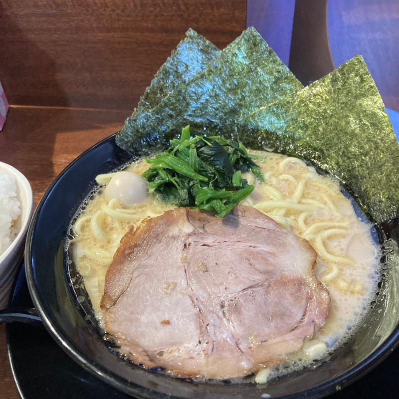 ラーメン（醤油）(横浜家系ラーメン 善喜家)
