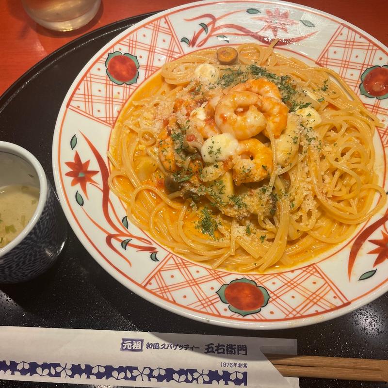 たっぷり海老とモッツァレラチーズのトマトクリームパスタ(洋麺屋 五右衛門 高田馬場店)