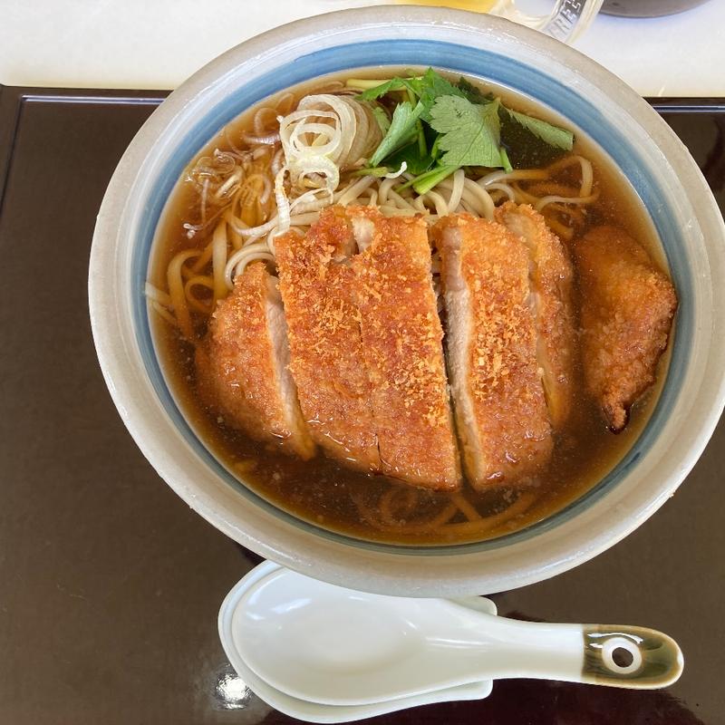 冷　とんかつそば(秋田椿台カントリークラブ レストラン )