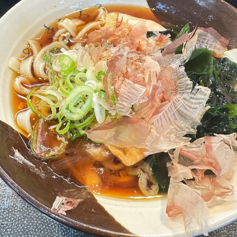 玉子入りきしめん(住よし JR名古屋駅 新幹線上り)