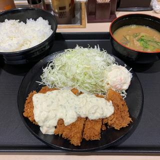 タルタルチキンかつ定食(松のや 中野坂上店)