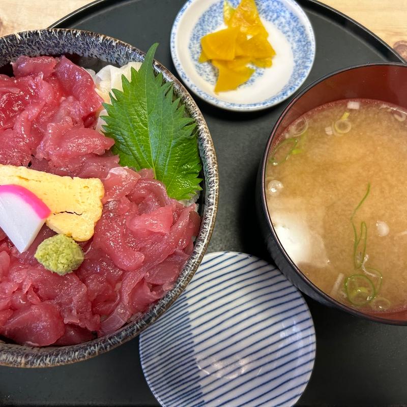 中おち丼(寿司吉)