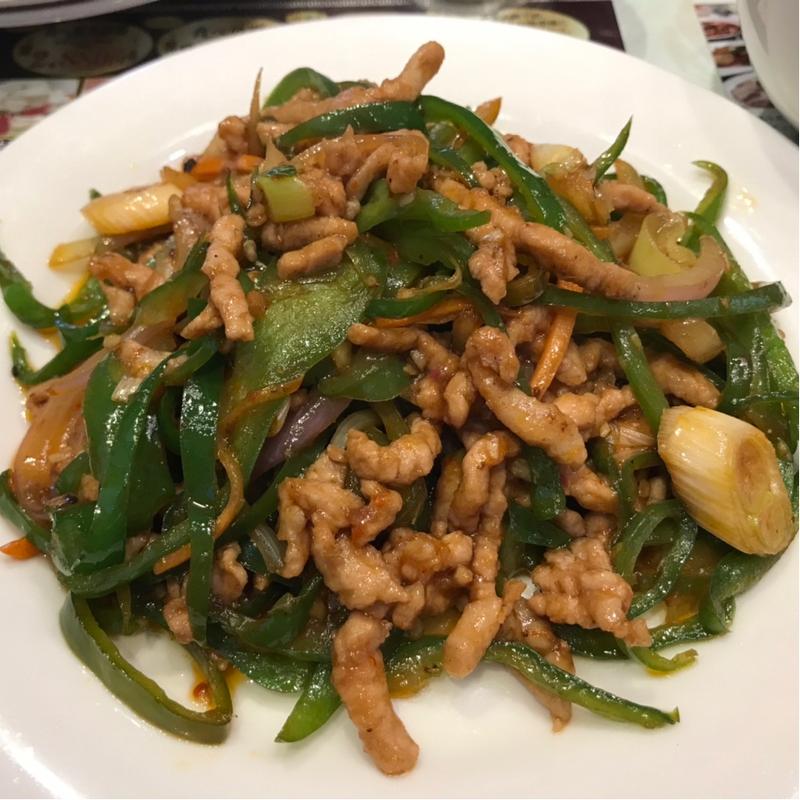 青椒肉絲(四川厨房 随苑 （シセンチュウボウズイエン）)