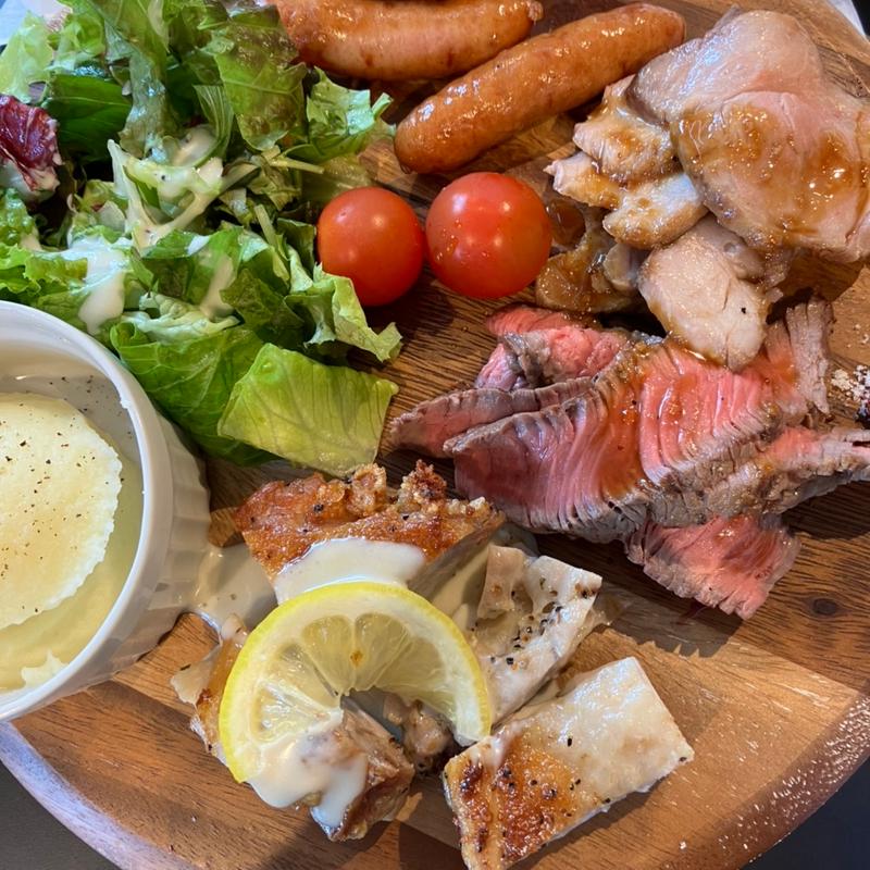 新庄監督　肉乃劇場（Meat Ful）(北海道ボールパークFビレッジ)