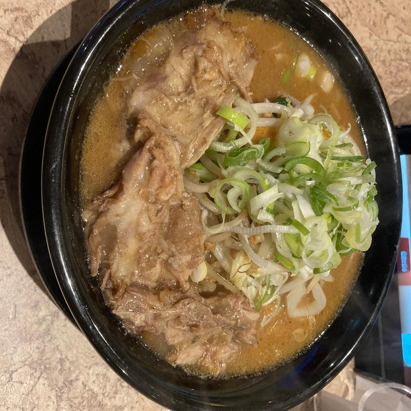 角煮軟骨味噌ラーメン(熟成味噌ラーメン専門店 ミソウソツカナイ)