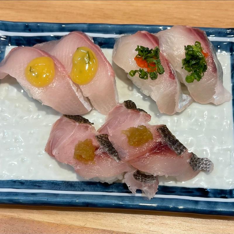 握り寿司(酒のあて鮨謹賀福島店)