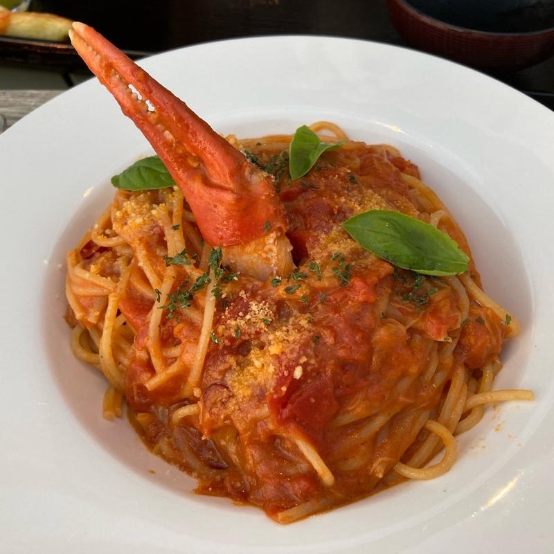 蟹と蟹味噌のトマトクリームパスタとスペアリブセット(グランビスタ角島(旧：角島テラス))