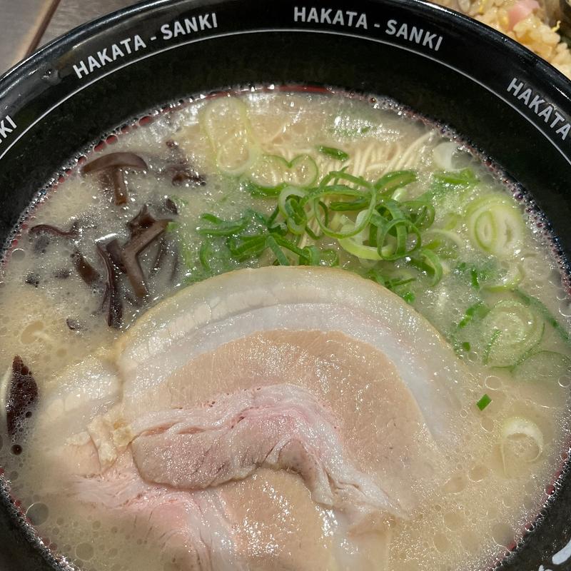 白ラーメン(博多三氣 鳥栖店 )