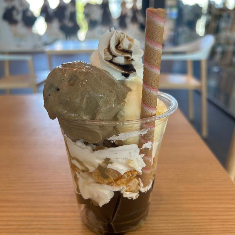 ほうじ茶パフェ(とにまる 茶づな本店)